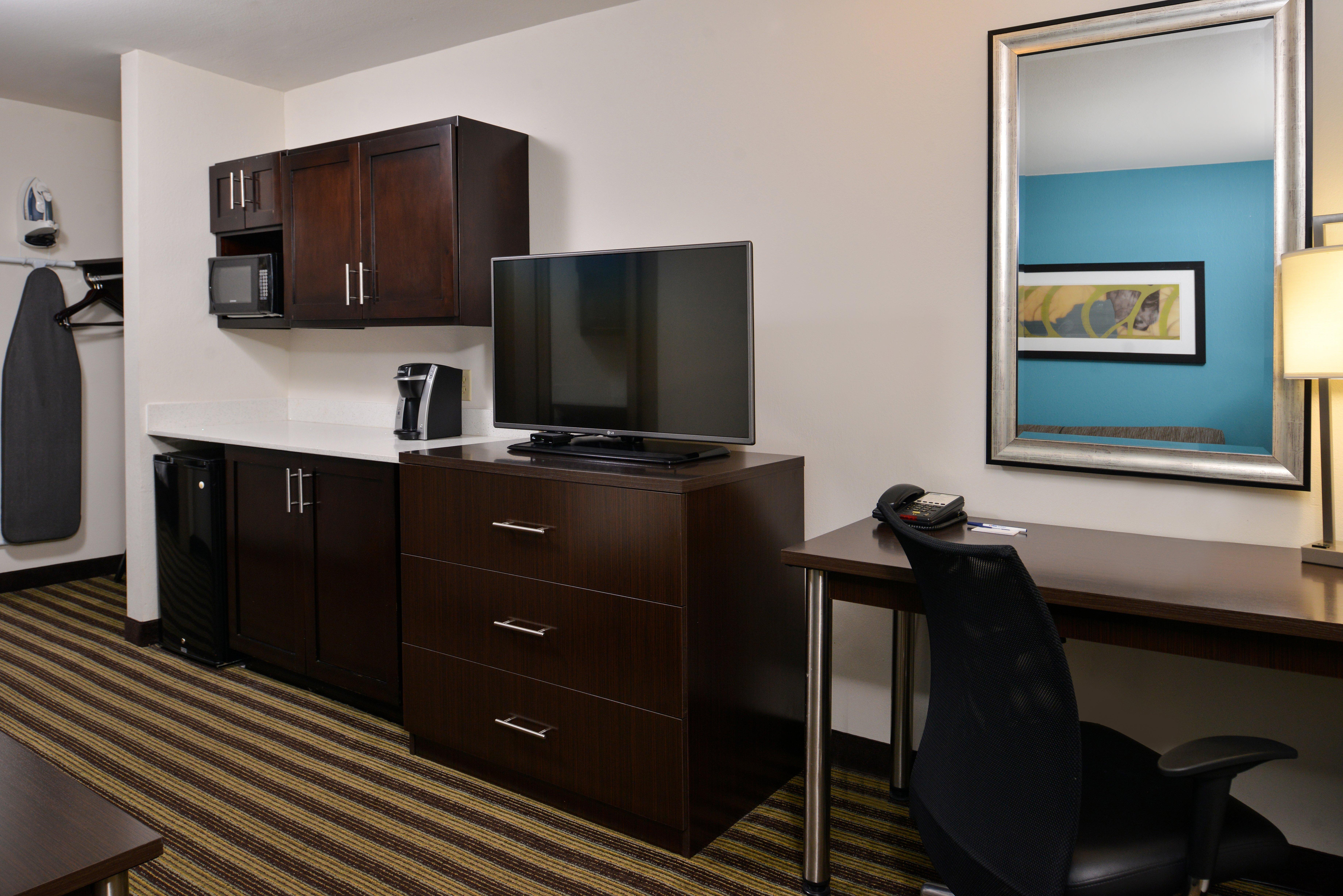 Holiday Inn Express Montgomery East I-85 By Ihg Exterior foto
